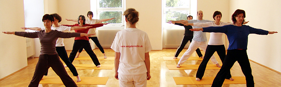 Yoga-Unterricht im Kloster Gerode